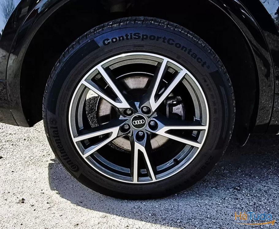 Audi Q5 50 TFSIe quattro S tronic S line business Audi Q5 50 TFSIe quattro S tronic S line business