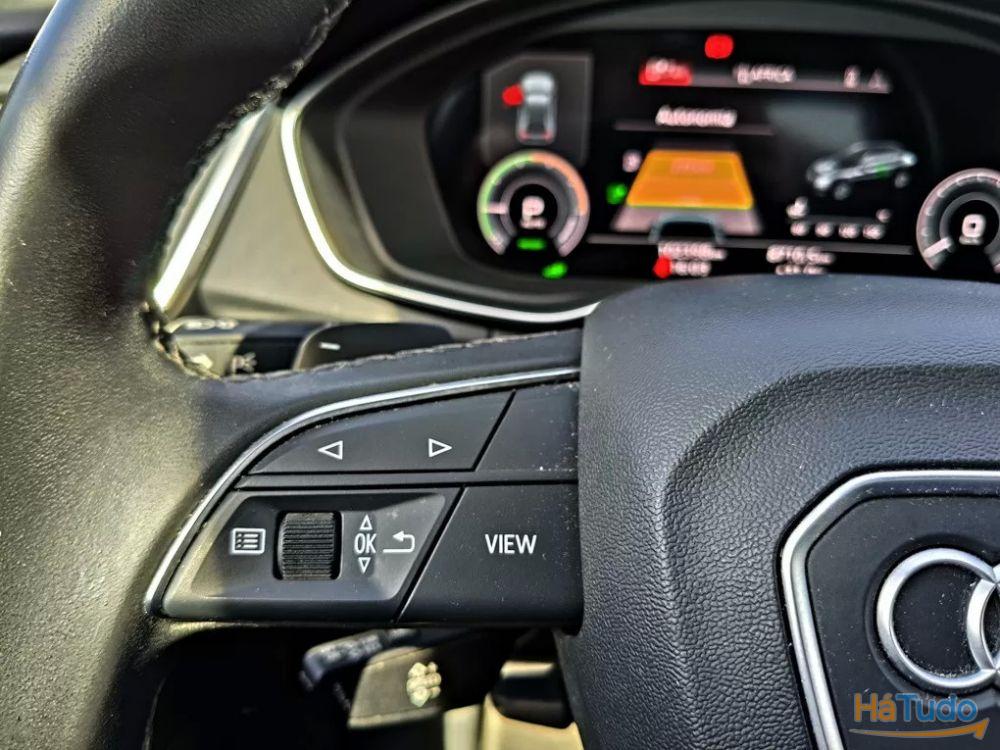 Audi Q5 50 TFSIe quattro S tronic S line business Audi Q5 50 TFSIe quattro S tronic S line business