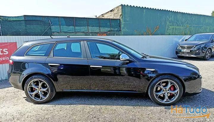 Alfa Romeo 159 Sportwagon 1.9 JTDm 16V Sportiva Alfa Romeo 159 Sportwagon 1.9 JTDm 16V Sportiva