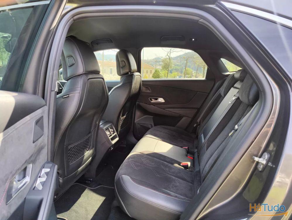 DS DS7 Crossback 1.5 BlueHDi Performance Line EAT8 DS DS7 Crossback 1.5 BlueHDi Performance Line EAT8