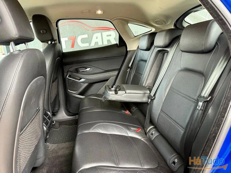 Jaguar E-Pace 2.0 i4D R-Dynamic S AWD Aut. Jaguar E-Pace 2.0 i4D R-Dynamic S AWD Aut.