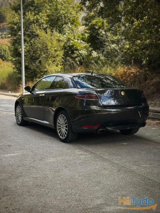 Alfa Romeo GT 1.9 JTD M-JET Alfa Romeo GT 1.9 JTD M-JET