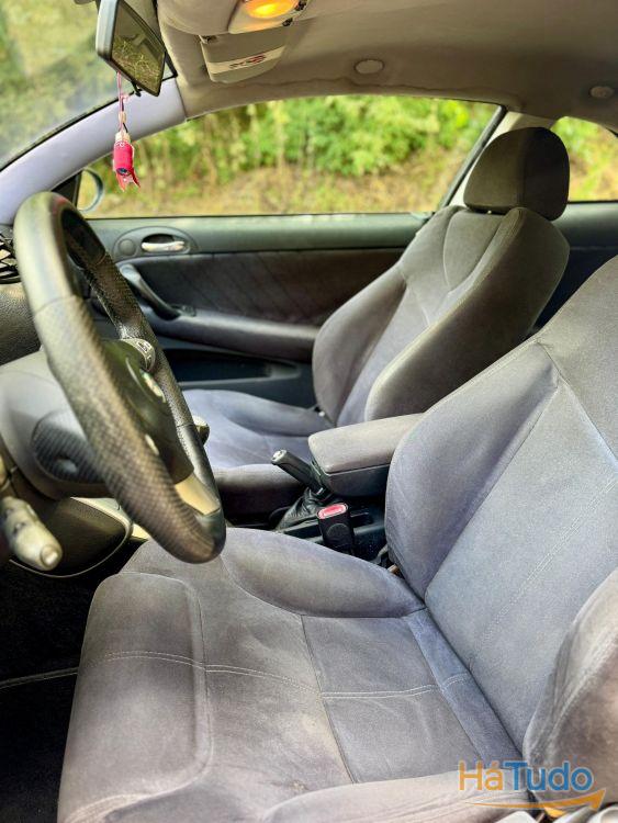 Alfa Romeo GT 1.9 JTD M-JET Alfa Romeo GT 1.9 JTD M-JET