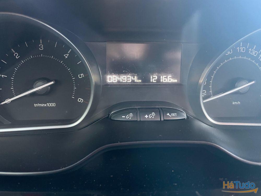 Peugeot 208 1.5 BlueHDi Active Peugeot 208 1.5 BlueHDi Active