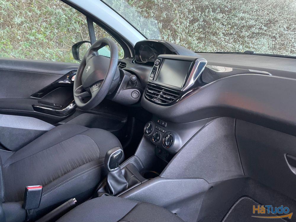 Peugeot 208 1.5 BlueHDi Active Peugeot 208 1.5 BlueHDi Active