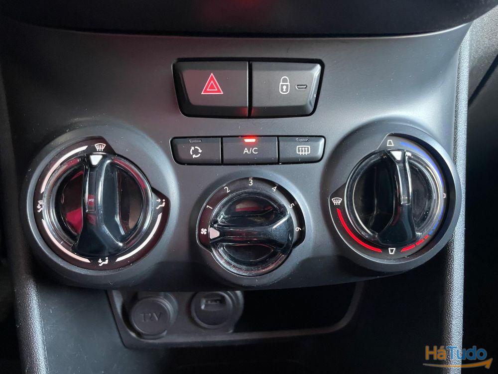 Peugeot 208 1.5 BlueHDi Active Peugeot 208 1.5 BlueHDi Active