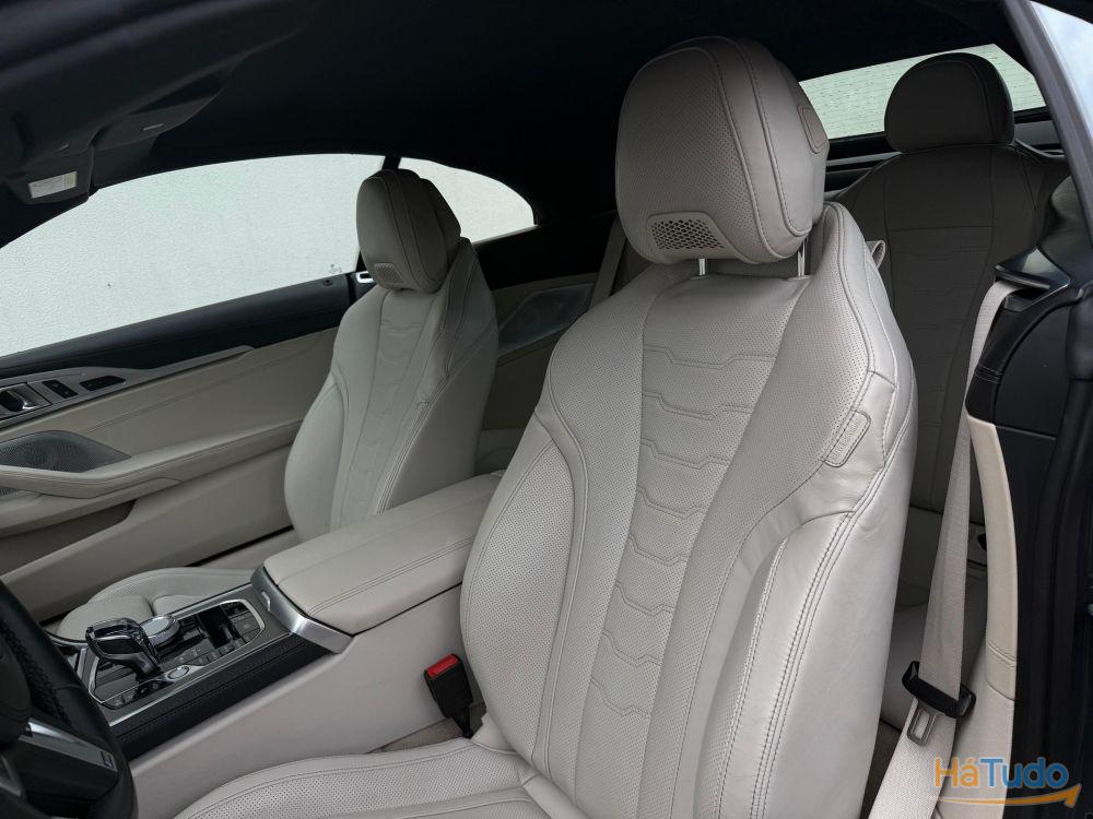 BMW M850i Outro BMW M850i Outro