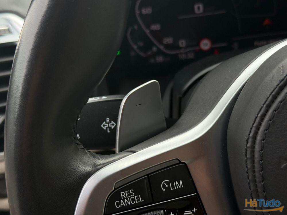 BMW M850i Outro BMW M850i Outro