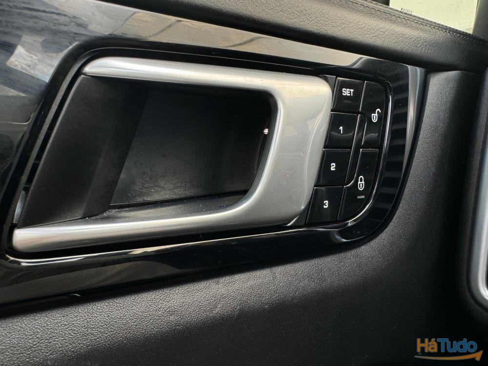 Porsche Cayenne E-Hybrid Tiptronic S Porsche Cayenne E-Hybrid Tiptronic S