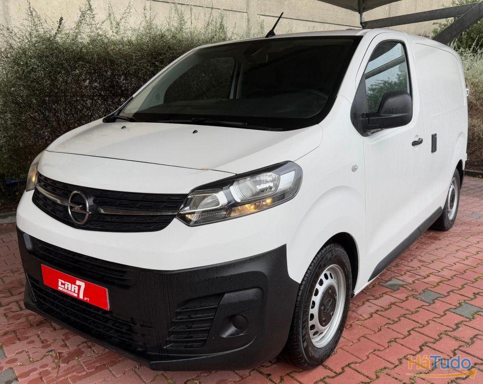 Opel Vivaro 1.5 CDTi L2H1 Essentia Opel Vivaro 1.5 CDTi L2H1 Essentia