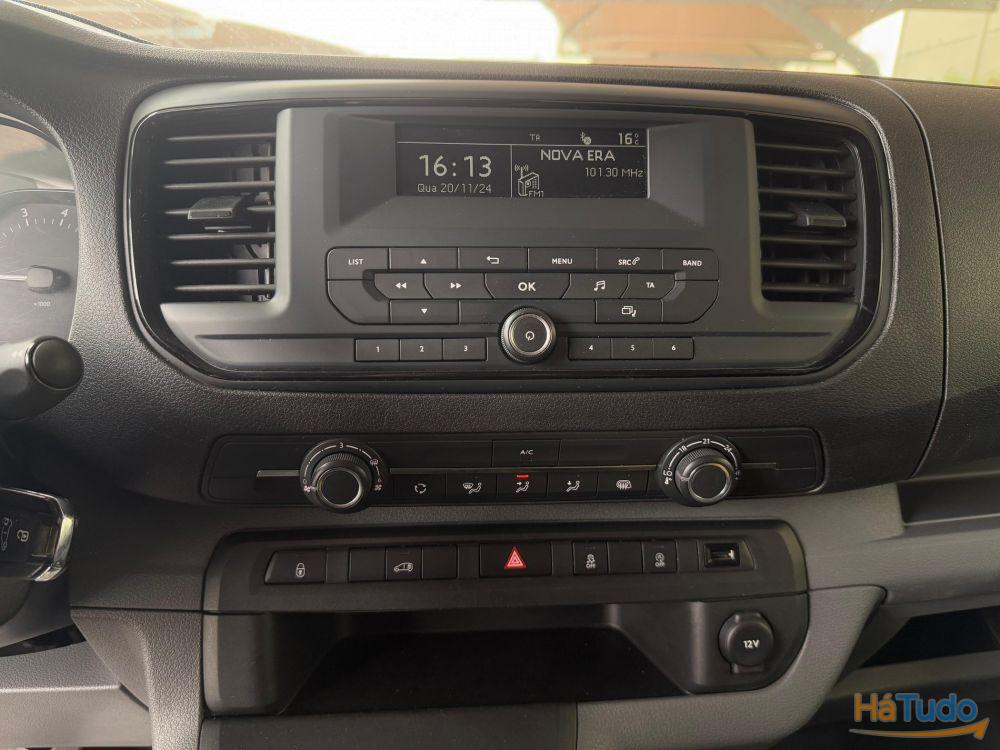 Opel Vivaro 1.5 CDTi L2H1 Essentia Opel Vivaro 1.5 CDTi L2H1 Essentia