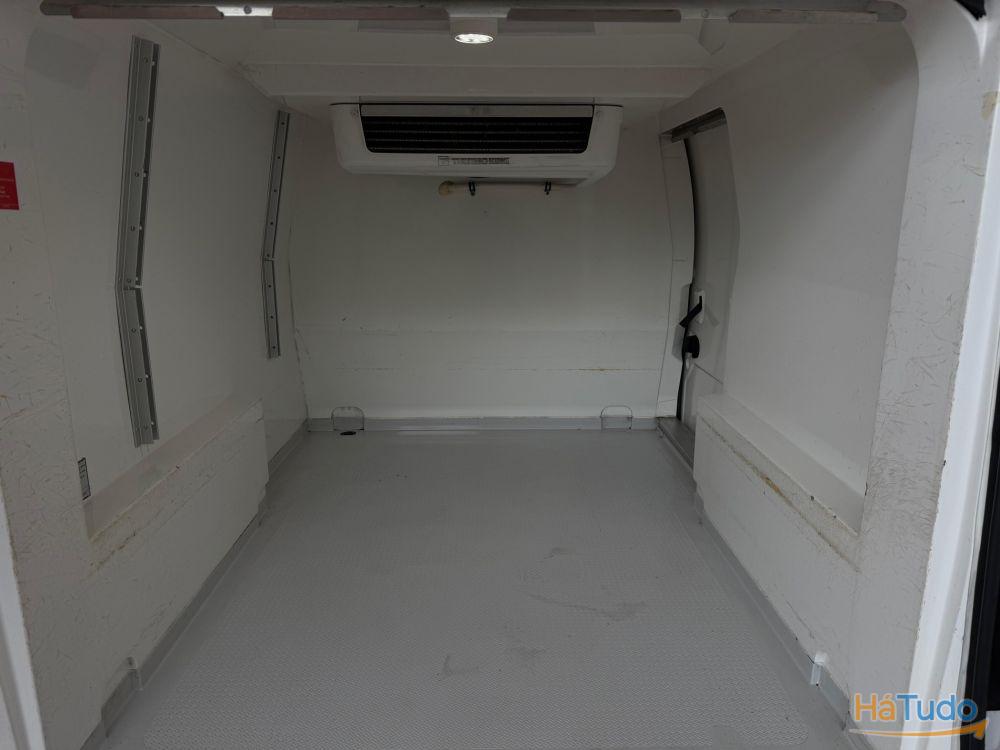 Opel Vivaro 1.5 CDTi L2H1 Essentia Opel Vivaro 1.5 CDTi L2H1 Essentia