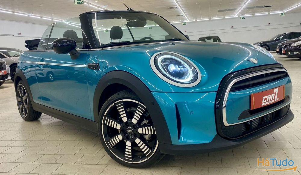 MINI Cooper Premium Plus Classic Auto MINI Cooper Premium Plus Classic Auto
