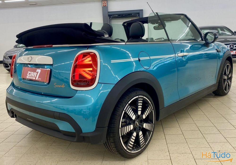 MINI Cooper Premium Plus Classic Auto MINI Cooper Premium Plus Classic Auto
