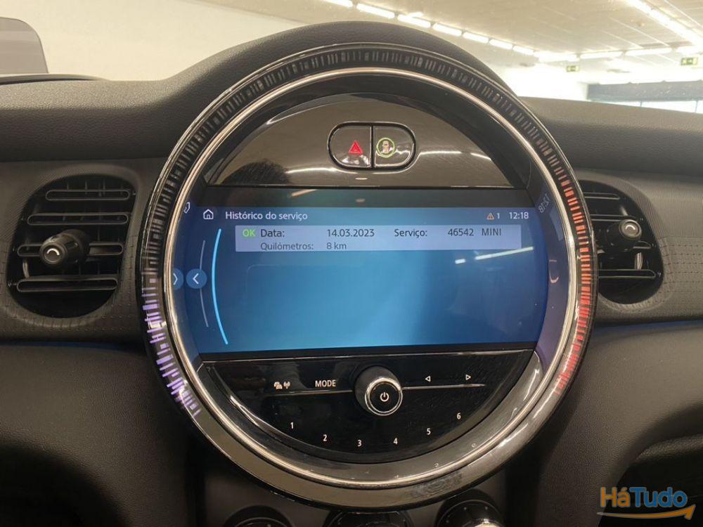MINI Cooper Premium Plus Classic Auto MINI Cooper Premium Plus Classic Auto