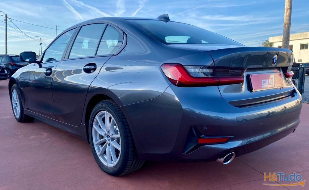BMW 330 e Line Sport Auto BMW 330 e Line Sport Auto