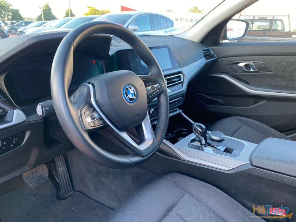 BMW 330 e Line Sport Auto BMW 330 e Line Sport Auto