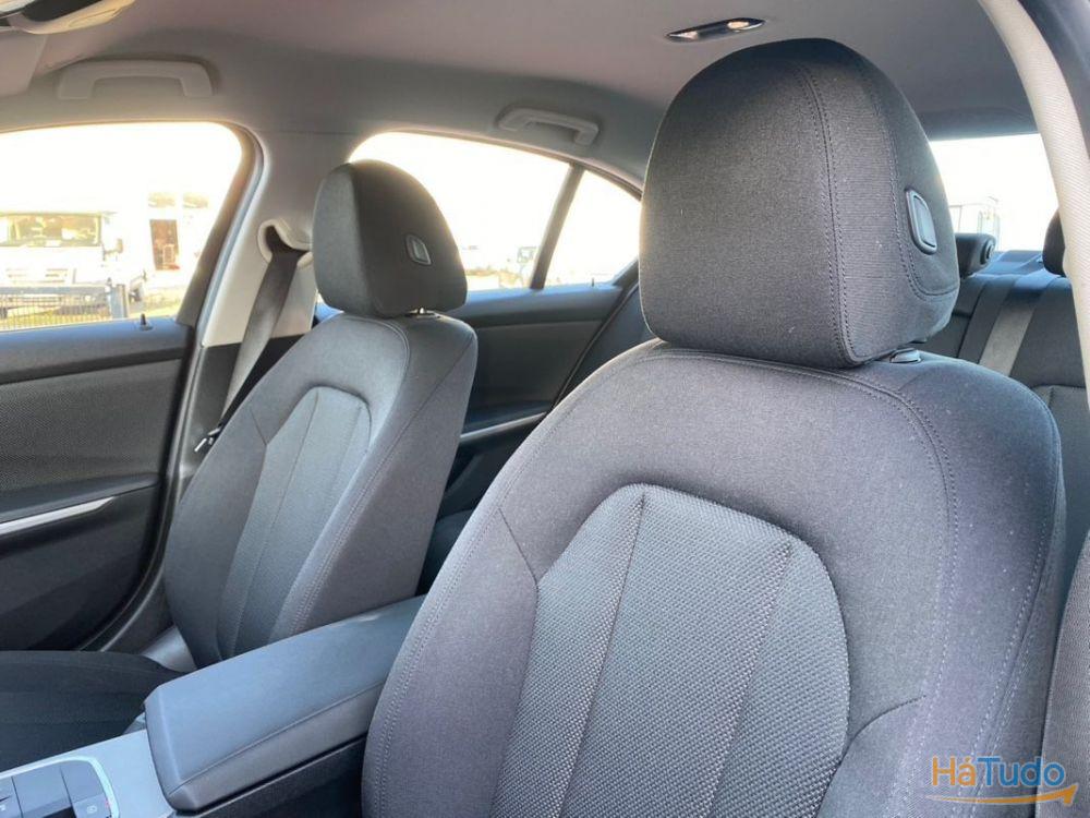 BMW 330 e Line Sport Auto BMW 330 e Line Sport Auto