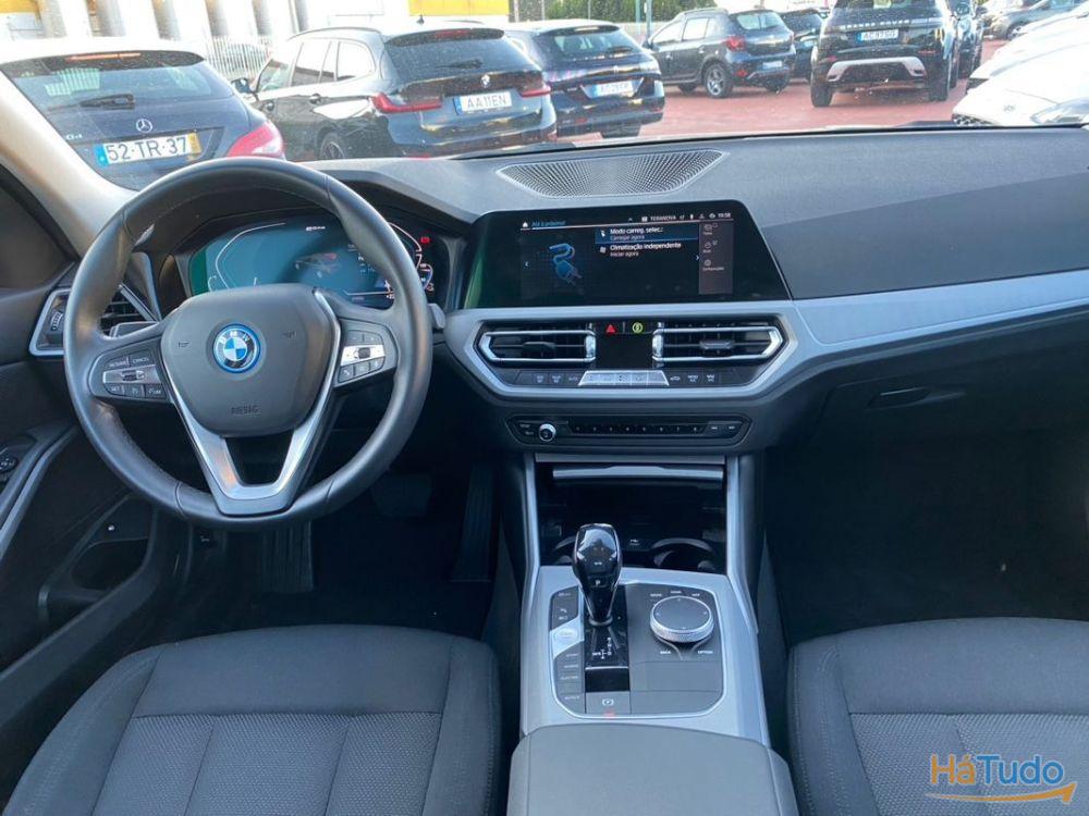 BMW 330 e Line Sport Auto BMW 330 e Line Sport Auto