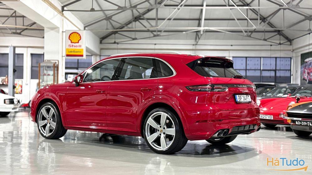 Porsche Cayenne E-Hybrid Porsche Cayenne E-Hybrid