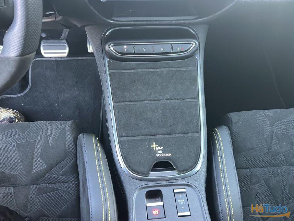 Abarth 500e Scorpionissima 280CV Abarth 500e Scorpionissima 280CV