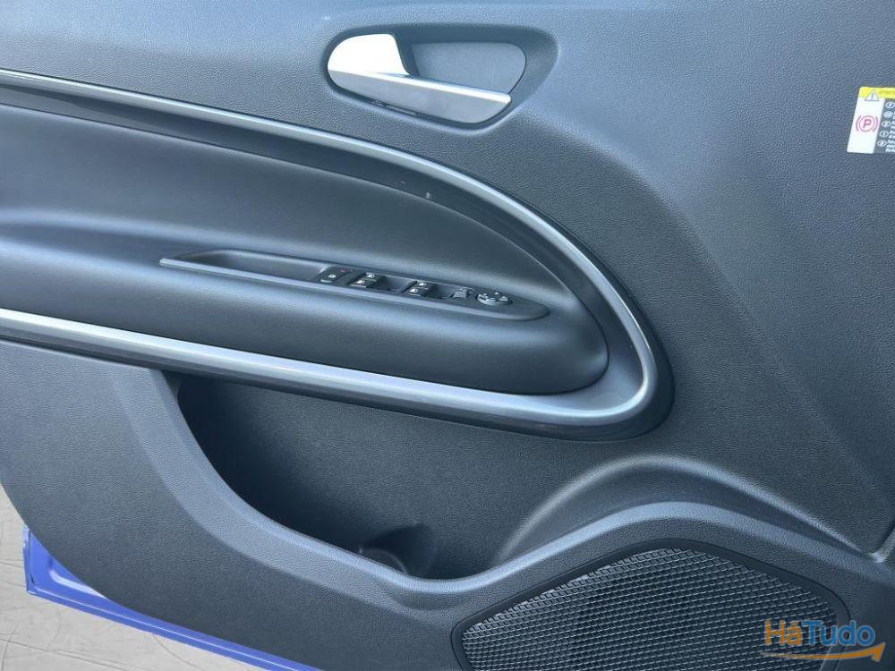 Abarth 500e Scorpionissima 280CV Abarth 500e Scorpionissima 280CV