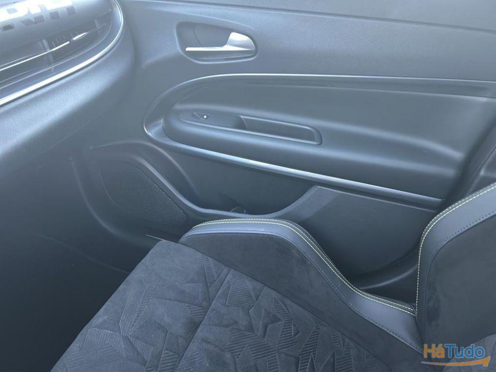 Abarth 500e Scorpionissima 280CV Abarth 500e Scorpionissima 280CV