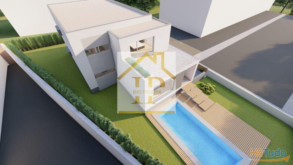 MORADIA DE LUXO T3 EM MERELIM S. PEDRO E FROSSOS MORADIA DE LUXO T3 EM MERELIM S. PEDRO E FROSSOS