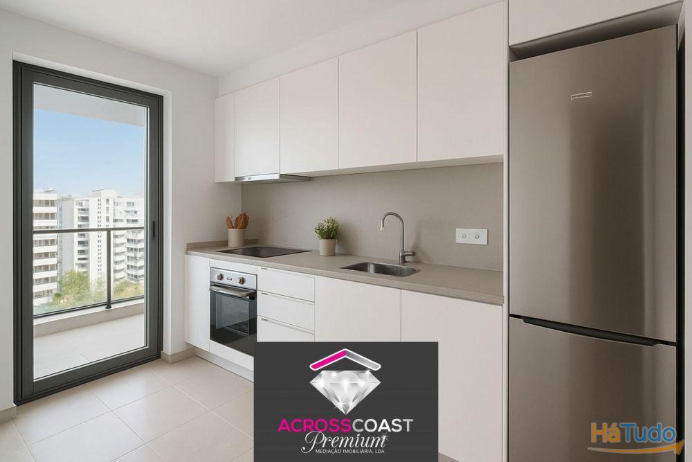 Apartamento T3 com garagem, Rio de Mouro Apartamento T3 com garagem, Rio de Mouro