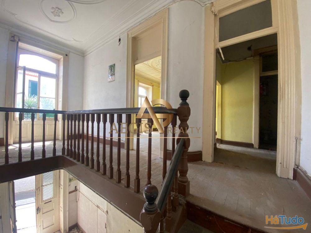 Prédio em Ruína para Reconstrução ? Oportunidade de Investimento no Funchal Prédio em Ruína para Reconstrução ? Oportunidade de Investimento no Funchal