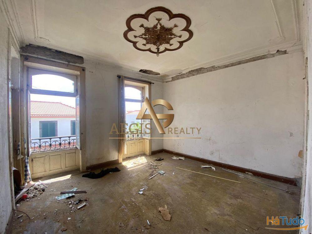 Prédio em Ruína para Reconstrução ? Oportunidade de Investimento no Funchal Prédio em Ruína para Reconstrução ? Oportunidade de Investimento no Funchal
