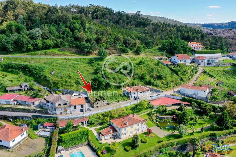 Ruina em pedra para restauro com 330m2 de terreno com projeto em Antime Silvares São Clemente FAFE Ruina em pedra para restauro com 330m2 de terreno com projeto em Antime Silvares São Clemente FAFE