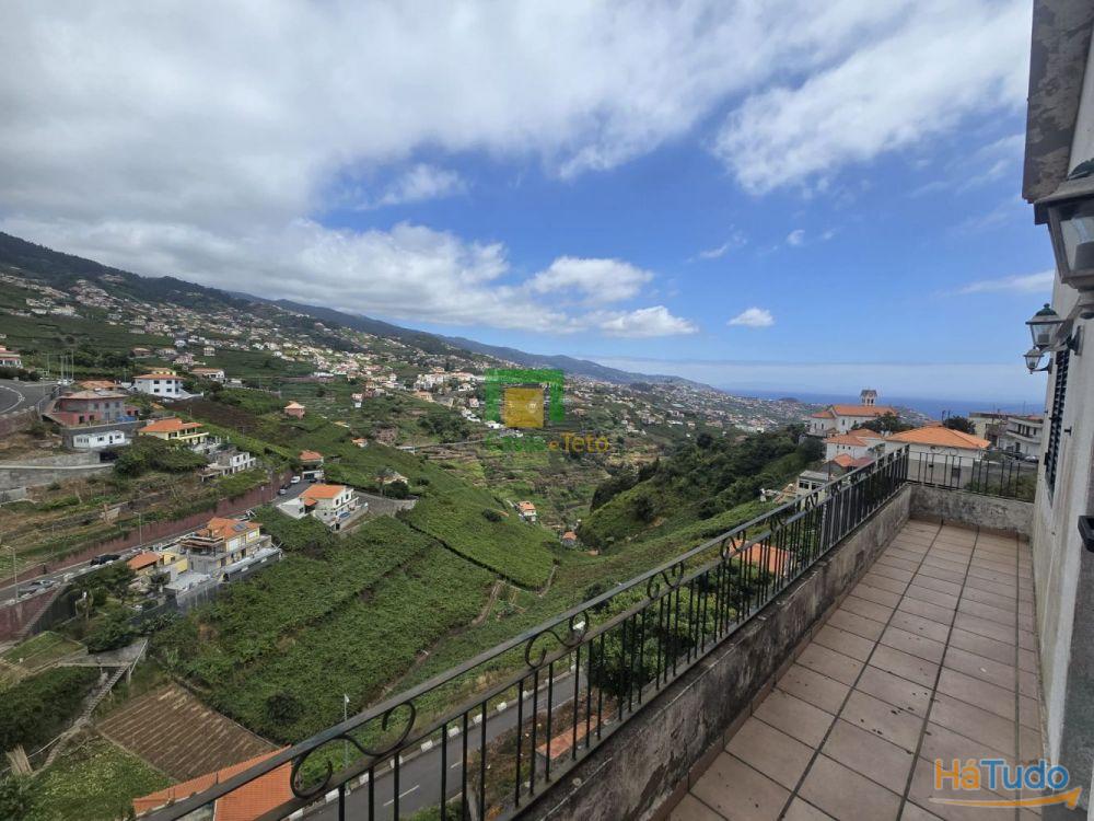 Moradia T6- Estreito de Câmara de Lobos Moradia T6- Estreito de Câmara de Lobos