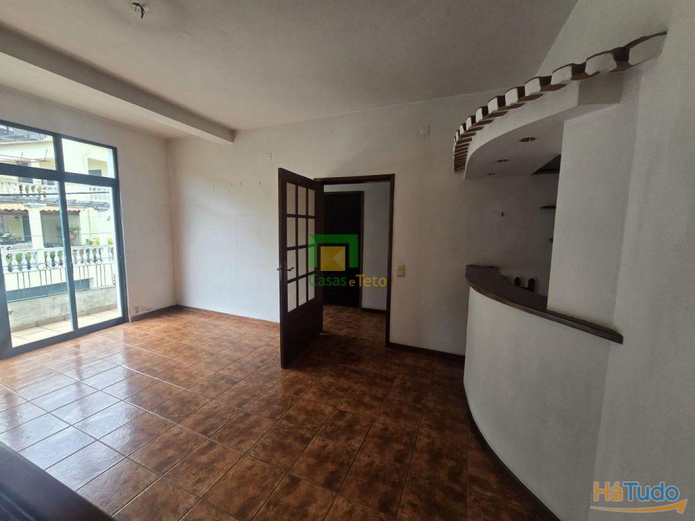 Moradia T6- Estreito de Câmara de Lobos Moradia T6- Estreito de Câmara de Lobos