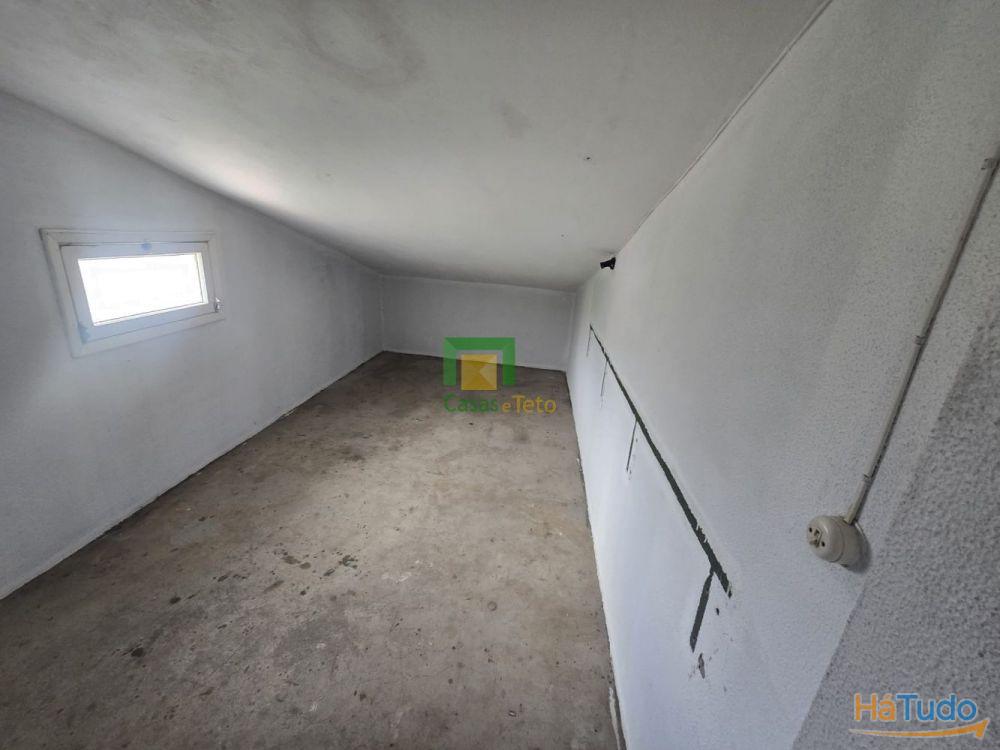 Moradia T6- Estreito de Câmara de Lobos Moradia T6- Estreito de Câmara de Lobos