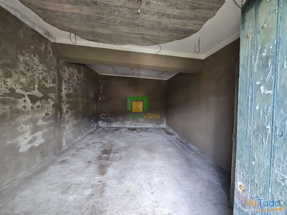 Moradia T6- Estreito de Câmara de Lobos Moradia T6- Estreito de Câmara de Lobos