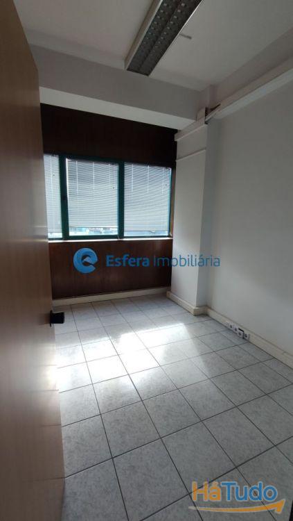 Escritório - Centro de Negócios Freixieiro / Aeroporto Escritório - Centro de Negócios Freixieiro / Aeroporto