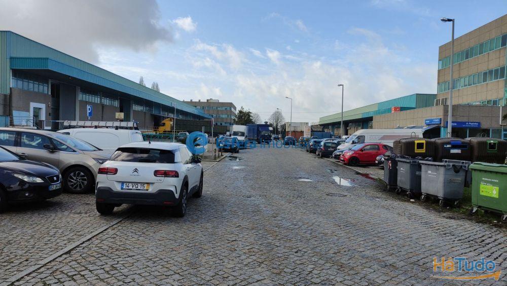 Escritório - Centro de Negócios Freixieiro / Aeroporto Escritório - Centro de Negócios Freixieiro / Aeroporto