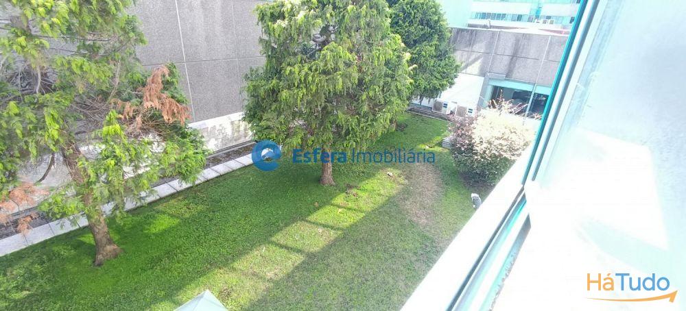 Escritório - Centro de Negócios Freixieiro / Aeroporto Escritório - Centro de Negócios Freixieiro / Aeroporto
