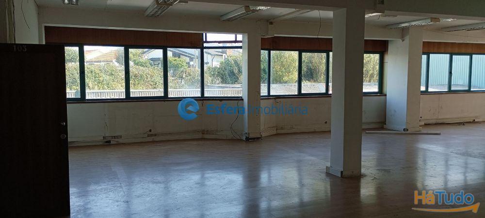 Escritório - Centro de Negócios Freixieiro / Aeroporto Escritório - Centro de Negócios Freixieiro / Aeroporto