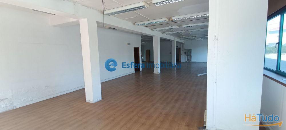 Escritório - Centro de Negócios Freixieiro / Aeroporto Escritório - Centro de Negócios Freixieiro / Aeroporto