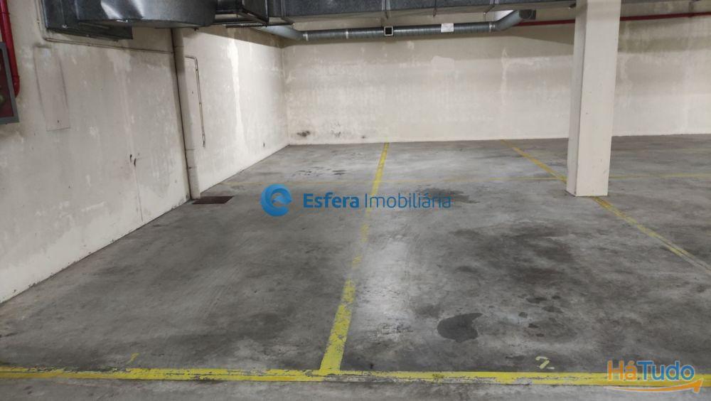 Escritório - Centro de Negócios Freixieiro / Aeroporto Escritório - Centro de Negócios Freixieiro / Aeroporto