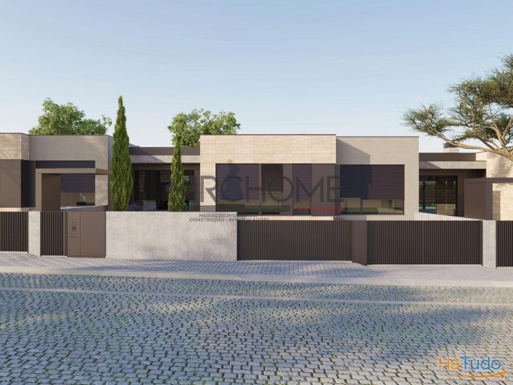 Moradia Térreas de Luxo T3 com Piscina Moradia Térreas de Luxo T3 com Piscina