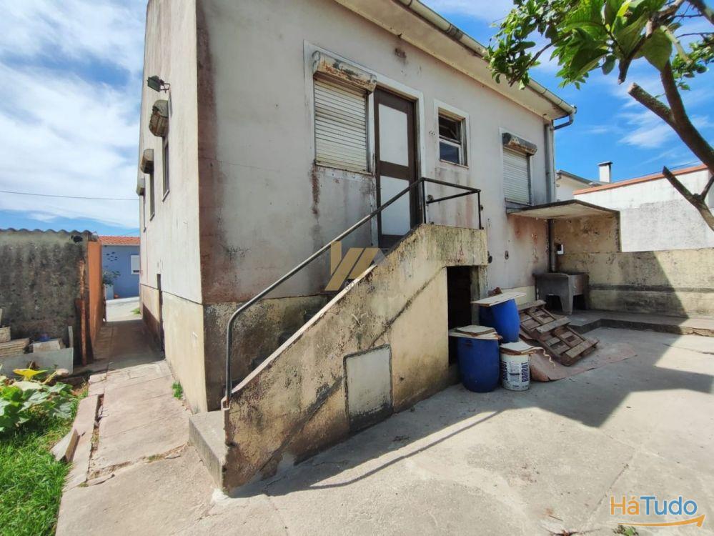 Moradia T2 para recuperar Moradia T2 para recuperar