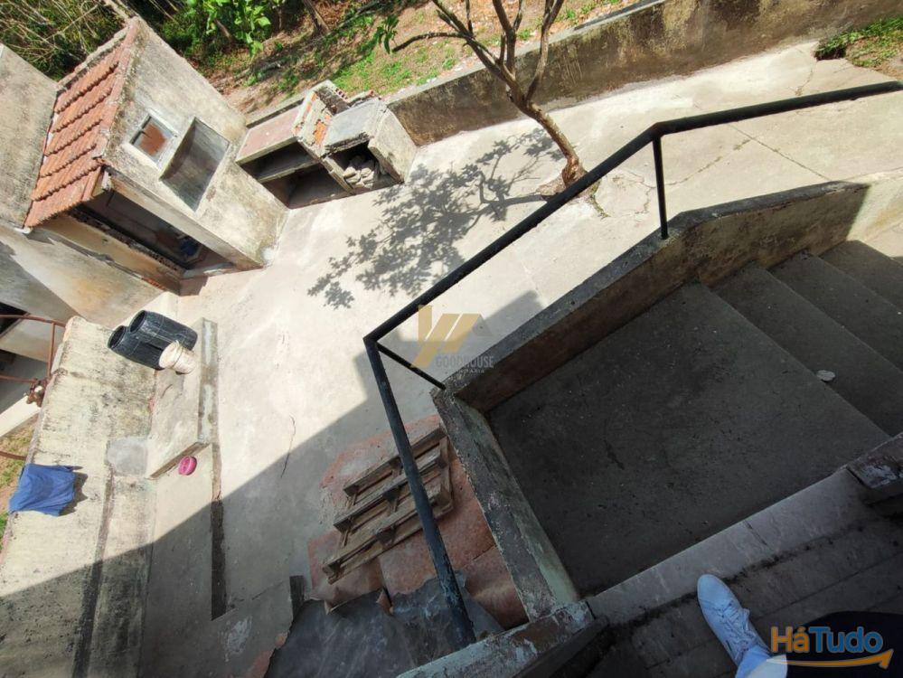 Moradia T2 para recuperar Moradia T2 para recuperar