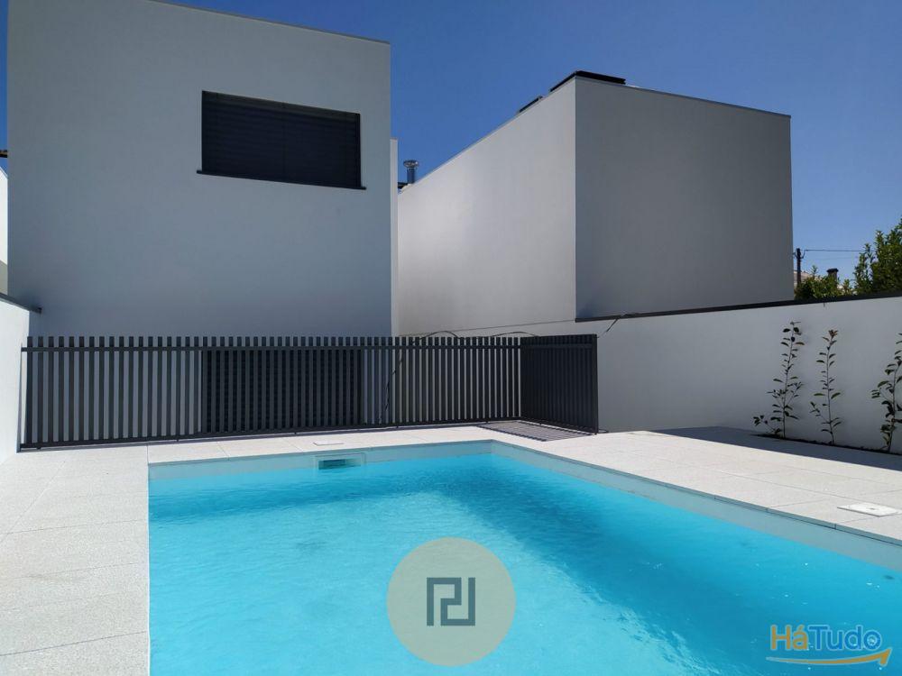 MORADIA 21 ? T3+1 (3 SUITES) MORADIA 21 ? T3+1 (3 SUITES)