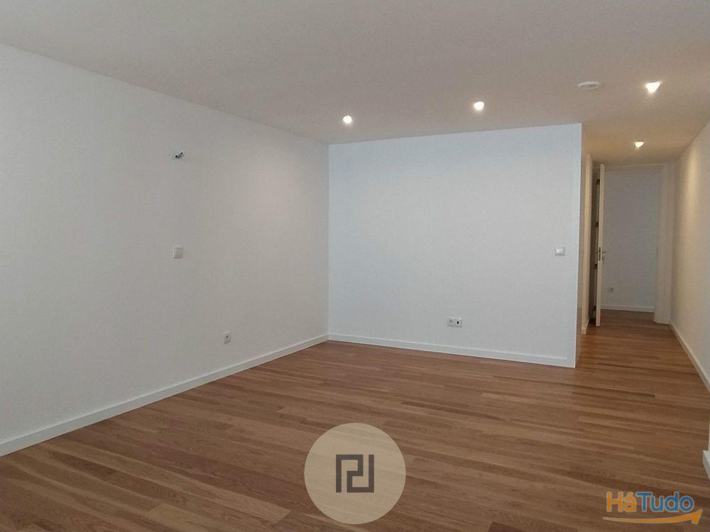 MORADIA 21 ? T3+1 (3 SUITES) MORADIA 21 ? T3+1 (3 SUITES)