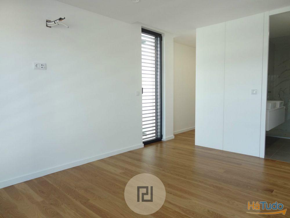 MORADIA 21 ? T3+1 (3 SUITES) MORADIA 21 ? T3+1 (3 SUITES)