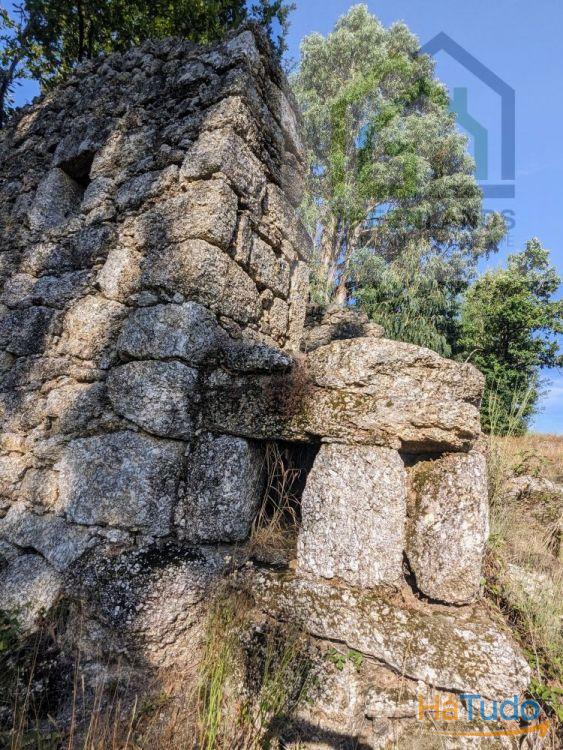 Land + Ruin for sale (exempted of habitation license) Land + Ruin for sale (exempted of habitation license)