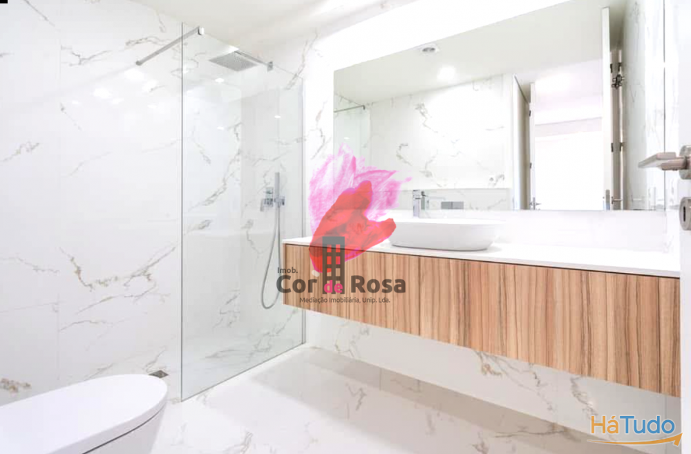 Apartamento T2 com Terraço (último piso) ? Vista Deslumbrante para a Penha Apartamento T2 com Terraço (último piso) ? Vista Deslumbrante para a Penha